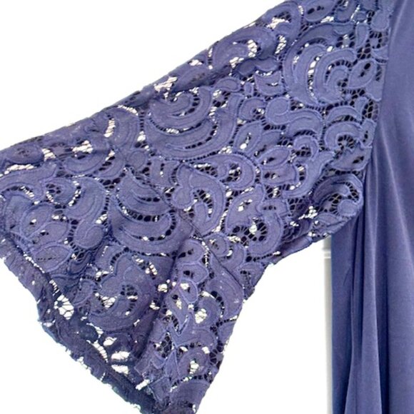 Jessica Howard Blue Formal Lined Nylon & Spandex Dress with 3/4 Bell Sleeves - Picture 4 of 13